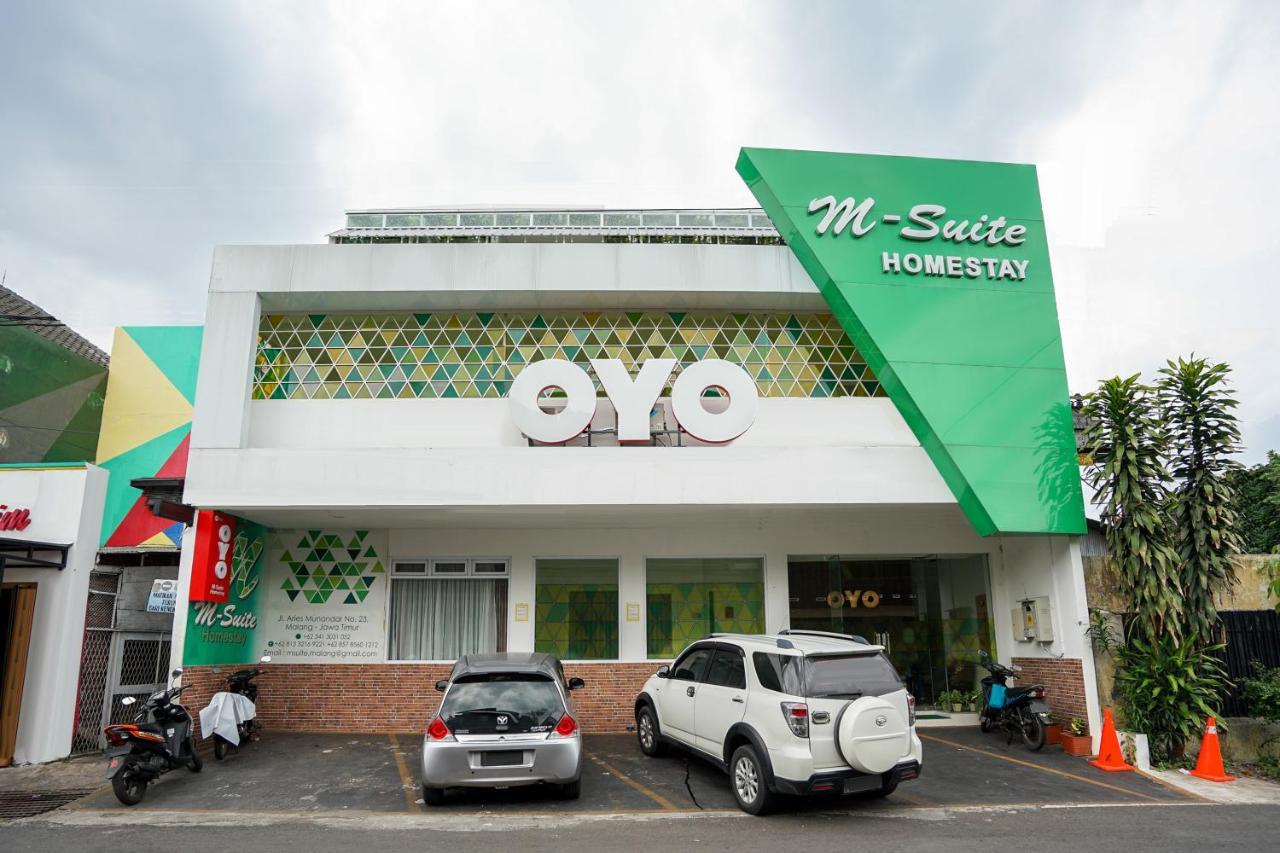 Oyo 272 M Suite Residence Malang Zewnętrze zdjęcie